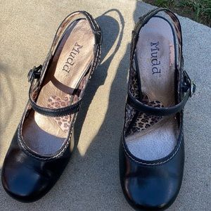 MUDD  Mary Jane 3.5 inch heels. Good condition.